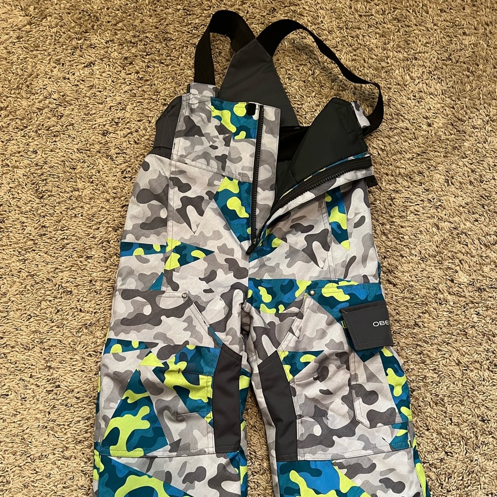 Snow pants +warmers! Great for the winter season!!!